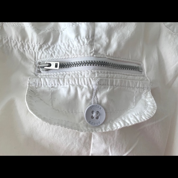 Chicos sz 0 white cotton spandex long shorts elastic waist roll up cuff - Picture 5 of 6
